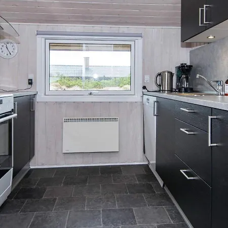 Four-bedroom Holiday In Hvide Sande 4 Hébergement de vacances